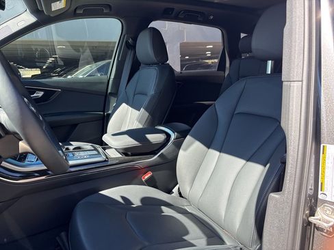 Used 2026 Audi Q7 3.0T Premium Plus image 13