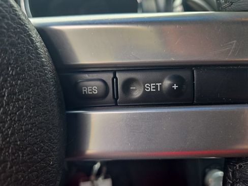 Used 2006 Ford Mustang GT Premium RWD image 21