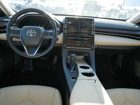 Certified 2021 Toyota Avalon XLE image 13