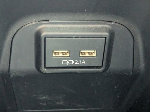 Used 2021 Toyota RAV4 XLE Premium FWD image 26