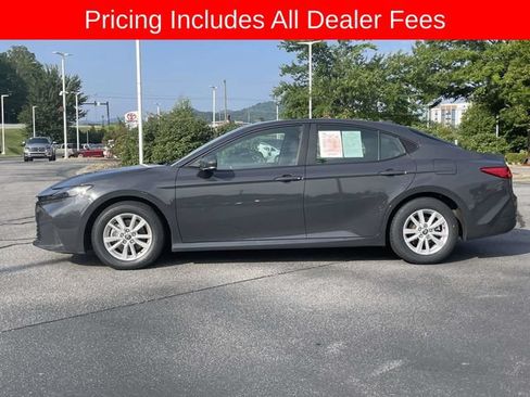 Used 2025 Toyota Camry LE FWD image 2