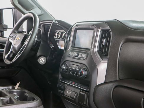 Used 2023 Chevrolet Silverado 2500 Custom w/ Custom Convenience Package image 28
