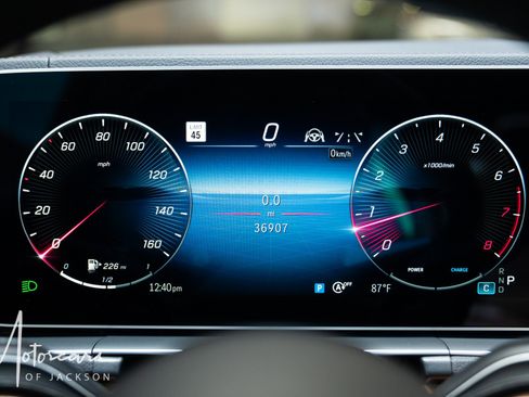 Used 2024 Mercedes-Benz GLS 450 4MATIC w/ AMG Line Exterior image 30