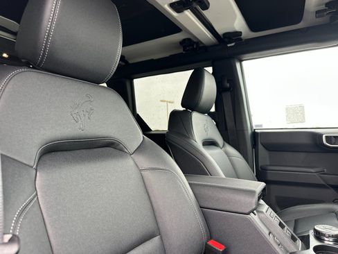 New 2025 Ford Bronco Big Bend w/ Black Diamond Package image 17