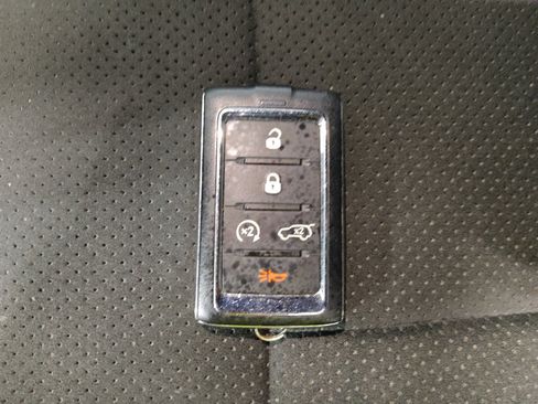 Used 2023 Jeep Grand Cherokee Altitude AWD/4WD image 32