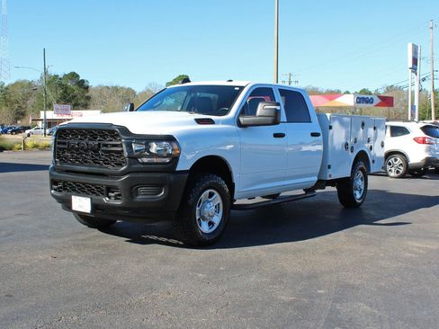 Used 2024 RAM 2500 Tradesman AWD/4WD image 10