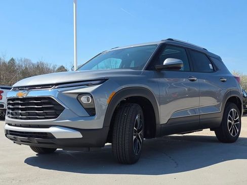 New 2026 Chevrolet TrailBlazer LT FWD image 13