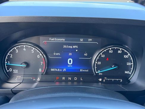 Used 2022 Ford Maverick Lariat FWD image 11