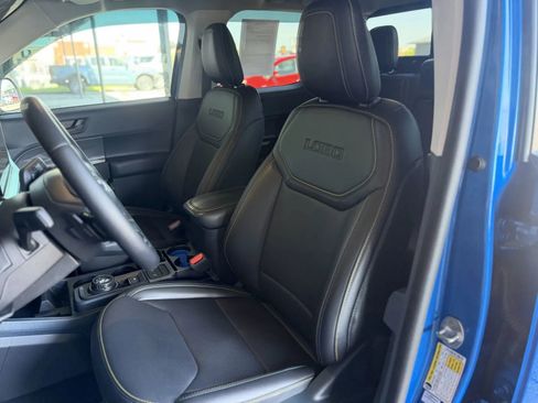 Used 2025 Ford Maverick Lobo AWD/4WD image 15