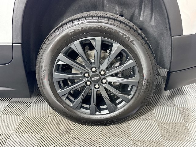 Used 2022 Chevrolet Traverse RS FWD image 4