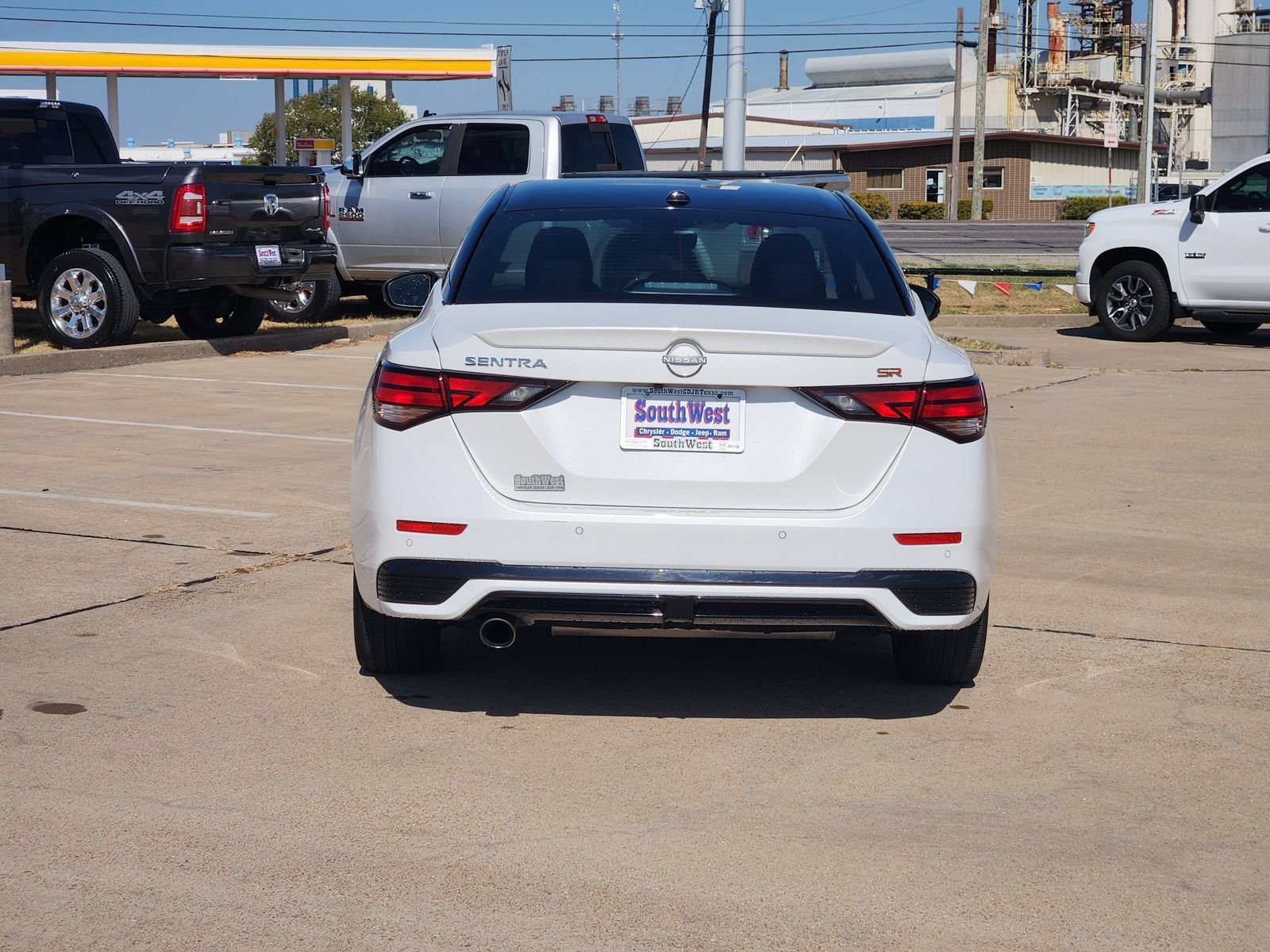 Used 2024 Nissan Sentra SR FWD image 7