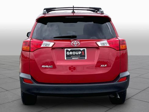 Used 2013 Toyota RAV4 XLE image 5