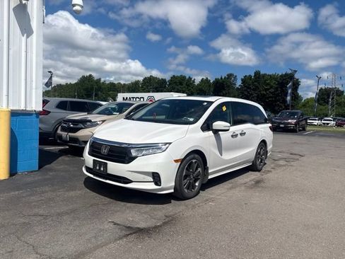 Used 2023 Honda Odyssey Elite image 5