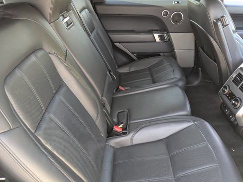Used 2018 Land Rover Range Rover Sport HSE image 13