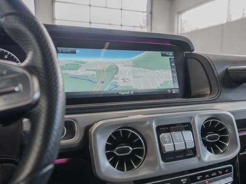 Used 2023 Mercedes-Benz G 550 image 32