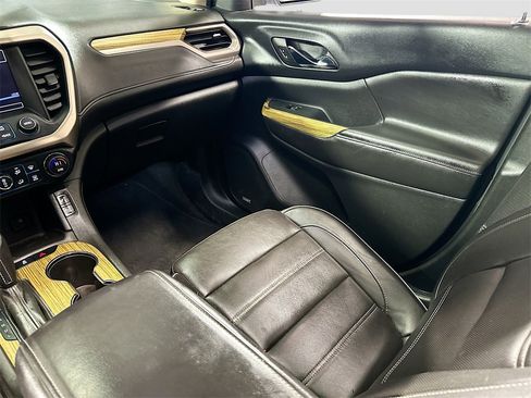 Used 2017 GMC Acadia Denali w/ Technology Package image 26