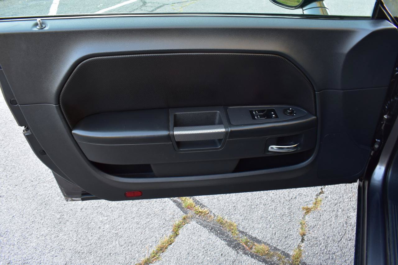 Used 2013 Dodge Challenger R/T RWD image 16