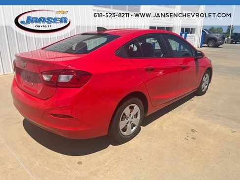 Used 2018 Chevrolet Cruze LS FWD image 6
