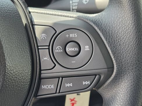 Used 2026 Toyota Corolla LE FWD image 23