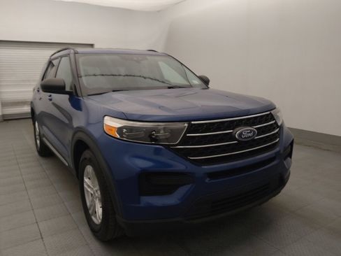 Used 2022 Ford Explorer XLT RWD image 13