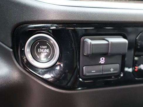 Used 2022 Chevrolet Silverado 1500 LT Trail Boss w/ LT Trail Boss Premium Package image 23