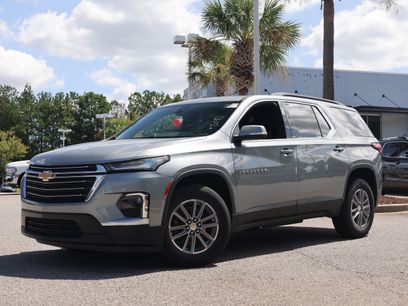 Used 2023 Chevrolet Traverse LT