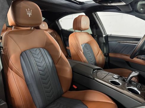 Used 2019 Maserati Ghibli S GranLusso AWD/4WD image 44