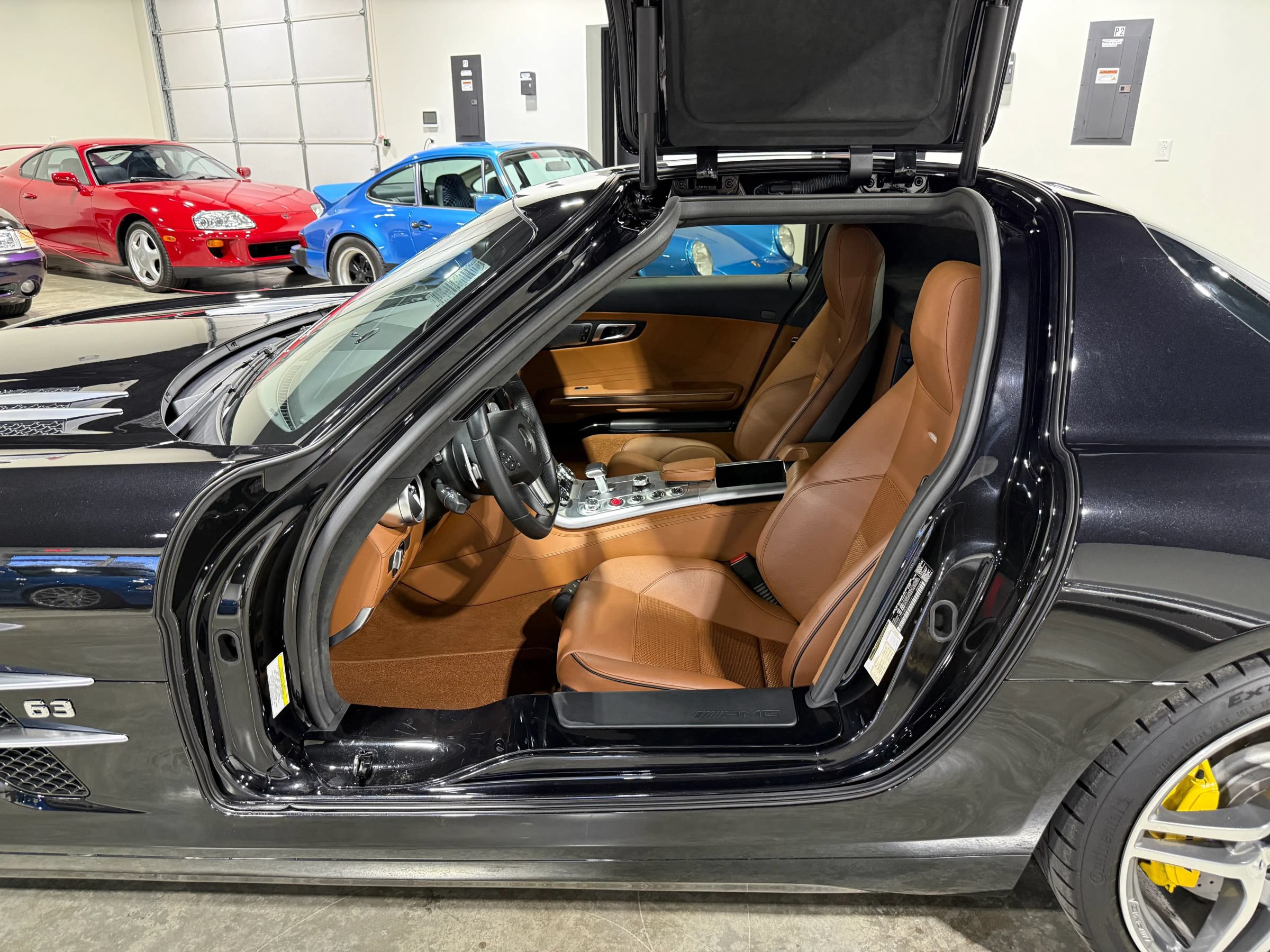 Used 2011 Mercedes-Benz SLS AMG Coupe image 46