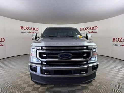 Used 2022 Ford F350 Platinum w/ FX4 Off-Road Package AWD/4WD image 2