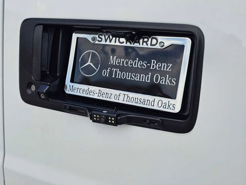 Used 2022 Chevrolet Express 3500 LT w/ LT Preferred Equipment Group RWD image 17