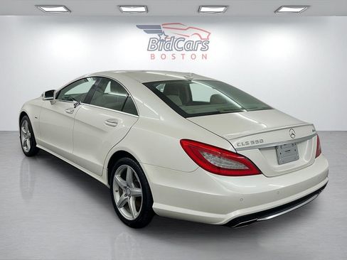 Used 2012 Mercedes-Benz CLS 550 4MATIC image 3