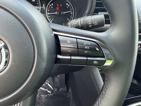New 2026 MAZDA MAZDA3 2.5 S Hatchback w/ Premium Pkg FWD image 39