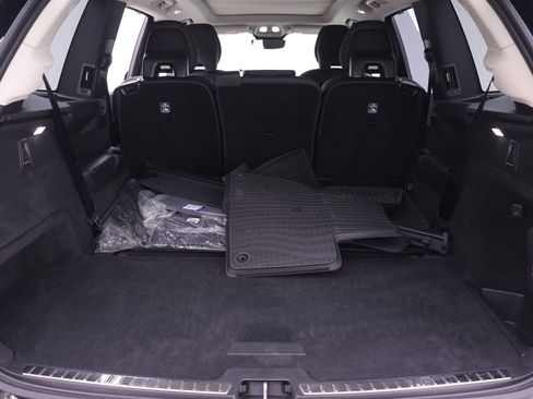 Used 2023 Volvo XC90 B6 Ultimate w/ Protection Package Premier AWD/4WD image 19