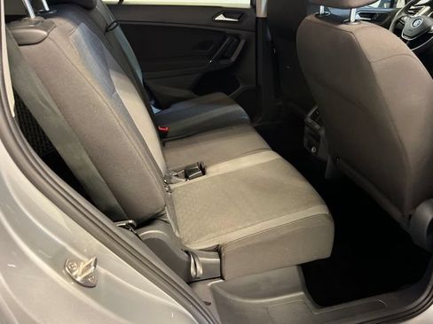 Used 2020 Volkswagen Tiguan S FWD image 8