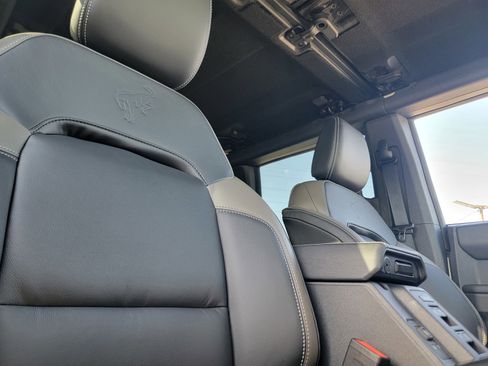 New 2025 Ford Bronco Outer Banks AWD/4WD image 17