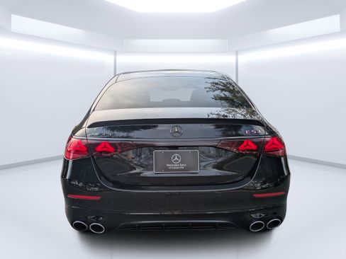 Certified 2025 Mercedes-Benz E 53 AMG e 4MATIC Sedan image 7