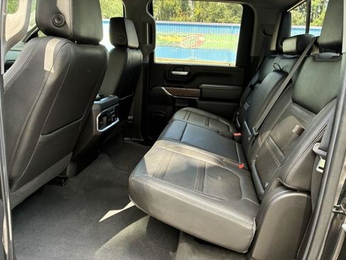 Used 2021 GMC Sierra 2500 Denali w/ Denali Ultimate Package AWD/4WD image 28