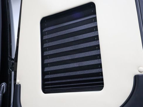 Used 2024 Mercedes-Benz Sprinter 3500 image 91