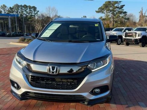 Used 2019 Honda HR-V Sport image 6