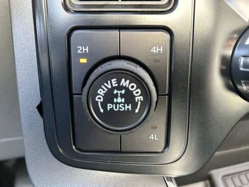 New 2025 Ford F150 XLT w/ Equipment Group 303A High image 31