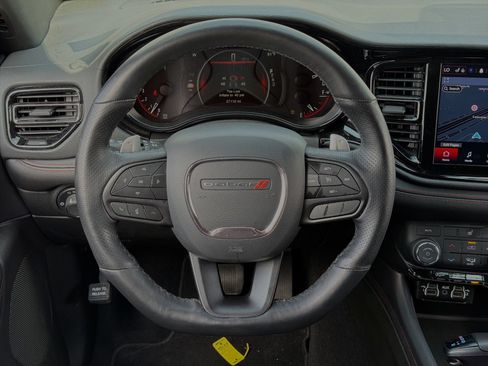 Used 2025 Dodge Durango GT RWD image 14