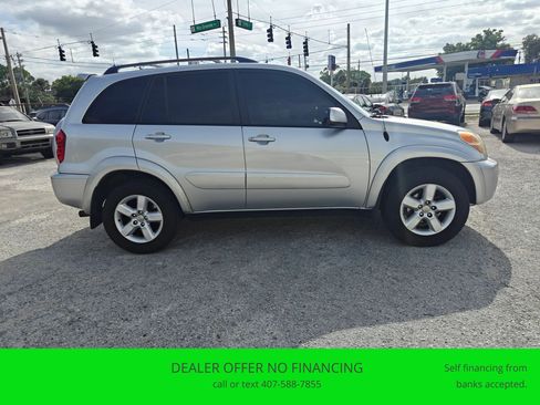 Used 2005 Toyota RAV4 4WD image 6