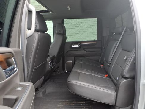 Used 2024 GMC Sierra 2500 Denali w/ Denali Reserve Package AWD/4WD image 13