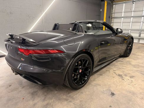 Used 2016 Jaguar F-TYPE S RWD image 3