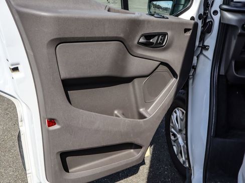 Used 2024 Ford Transit 350 XLT image 33