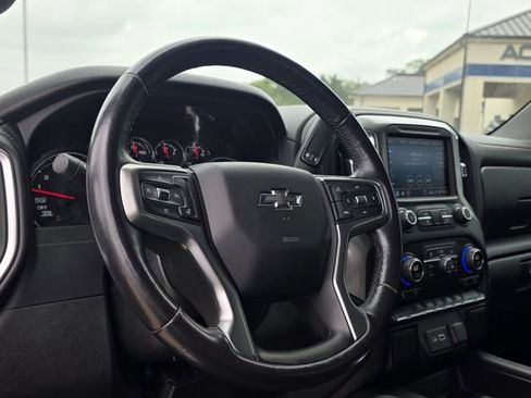 Used 2021 Chevrolet Silverado 1500 LT Trail Boss AWD/4WD image 10