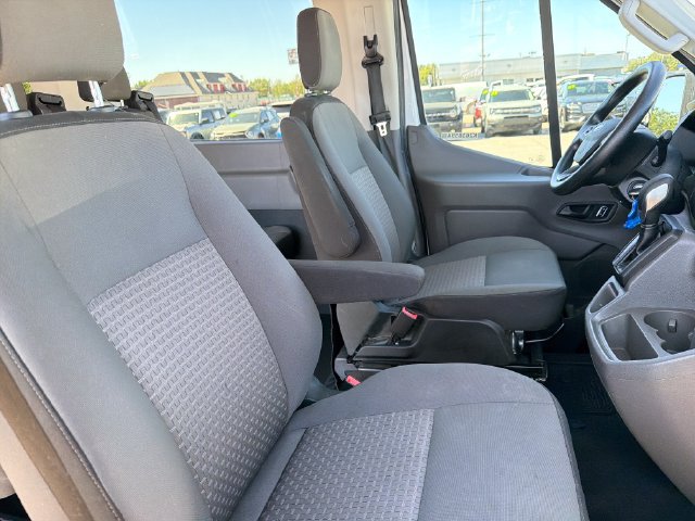 Used 2023 Ford Transit 350 XLT RWD image 22