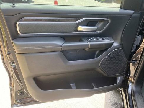 Used 2022 RAM 1500 Big Horn AWD/4WD image 12