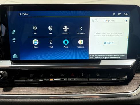 Used 2025 Chevrolet Silverado 2500 LTZ w/ LTZ Convenience Package image 17