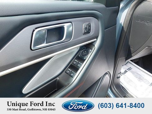 Used 2025 Ford Explorer ST AWD/4WD image 13